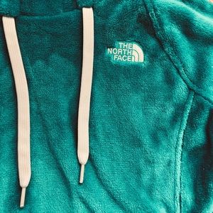 NORTH FACE teal hoodie 🦋